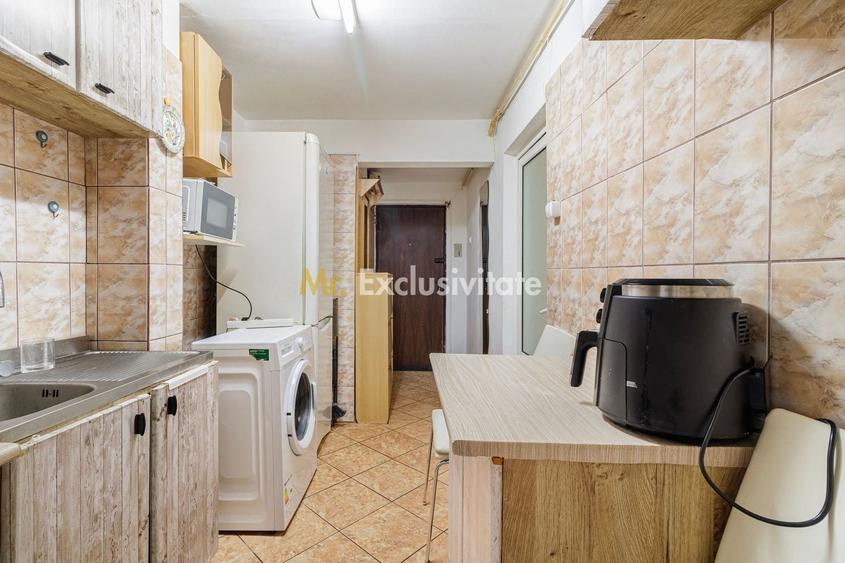 Apartament cu 2 camere semidecomandat, mobilat în Militari