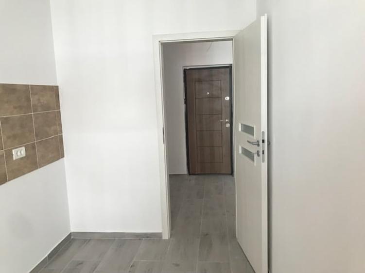 Metrou Aparatori 950 m - OPORTUNITATE Garsoniera cu curte in constructie - 3