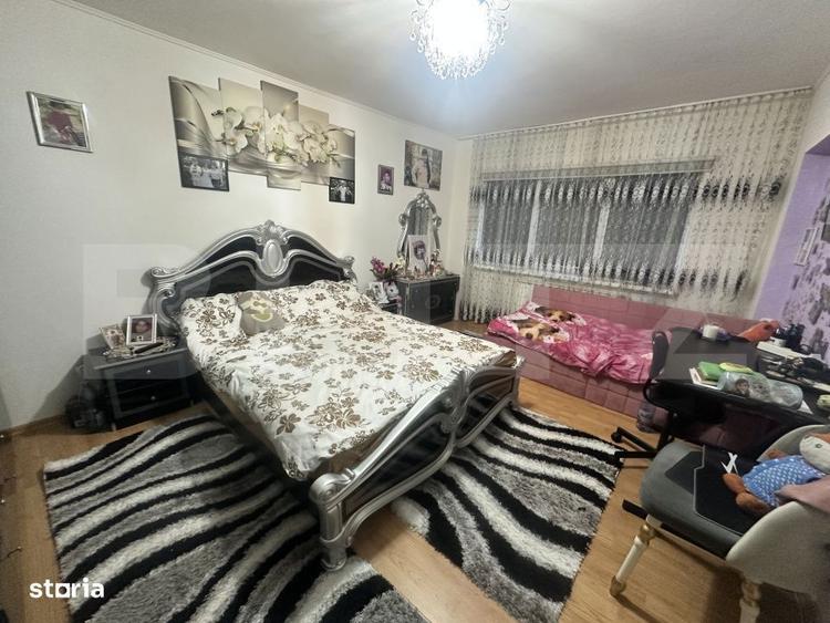 Apartament 3 camere decomandat, etaj 3/4, renovat ,zona excelenta - 1