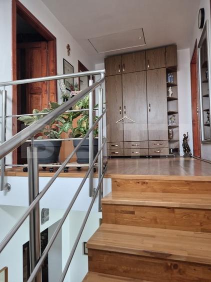 Vila superba de vanzare in Sangiorgiu, zona exclusivista - 19