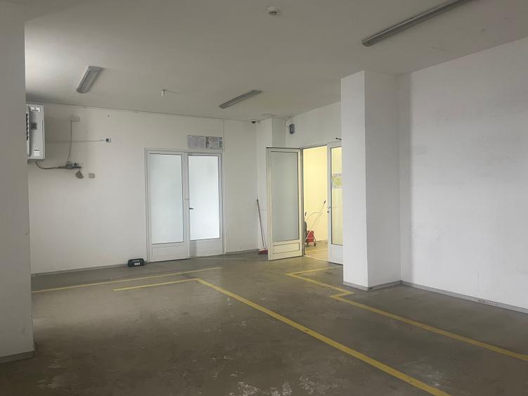 Reducere 10%!!! Proprietar - vand spatiu comercial Piatra Neamt, 840 mp - 20