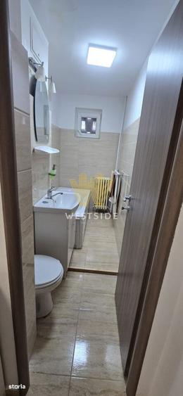 Apartament de inchiriat, cu 4 camere, zona Dacia - 4