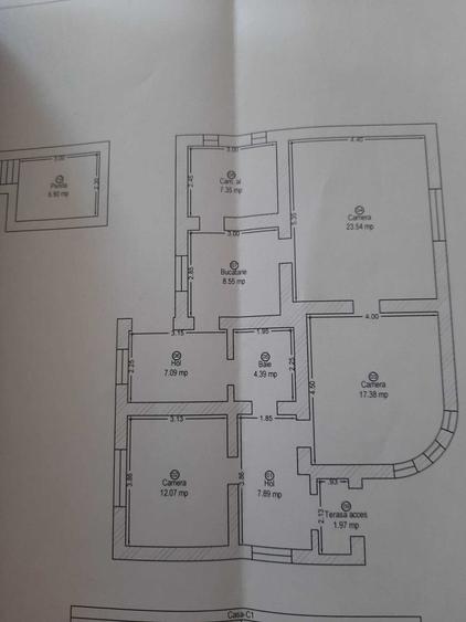Casă cu 3 camere în Central