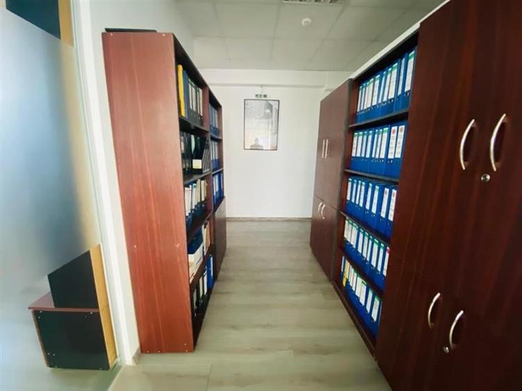 Spatii birouri - Calea Plevnei - de la 215 mp - 25