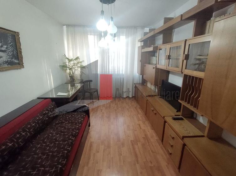Vânzare apartament 3 camere Bd. Obregia - Pța Străduinței - 23