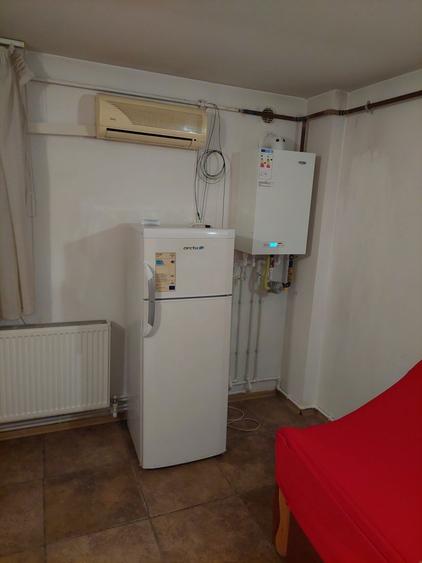 Garsoniera decomandata, centrala, AC, ultracentral , Muzeul Olteniei - 8