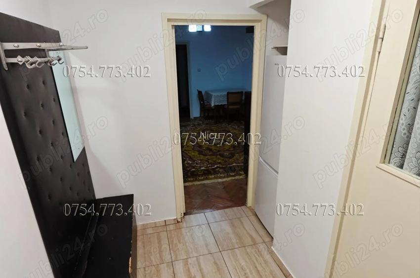 Inchiriez apartament semidecomandat 2 camere in zona Dacia