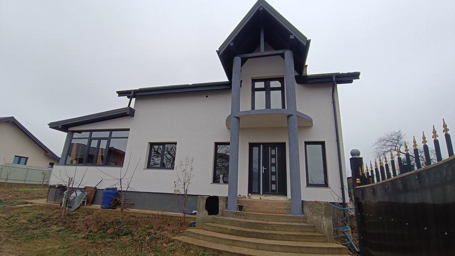 VILA CU 4 DORMITOARE MAGURA - 1