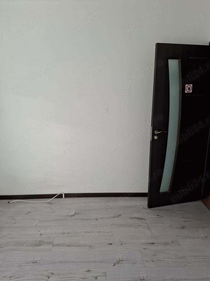 Apartament de vanzare 3 camere - proprietar - 2