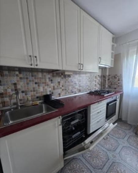 Tineretului Parc,bl.1992,DECOMANDAT,Amenajat,2 bai,2 balcoane, parcare,mobilat - 1