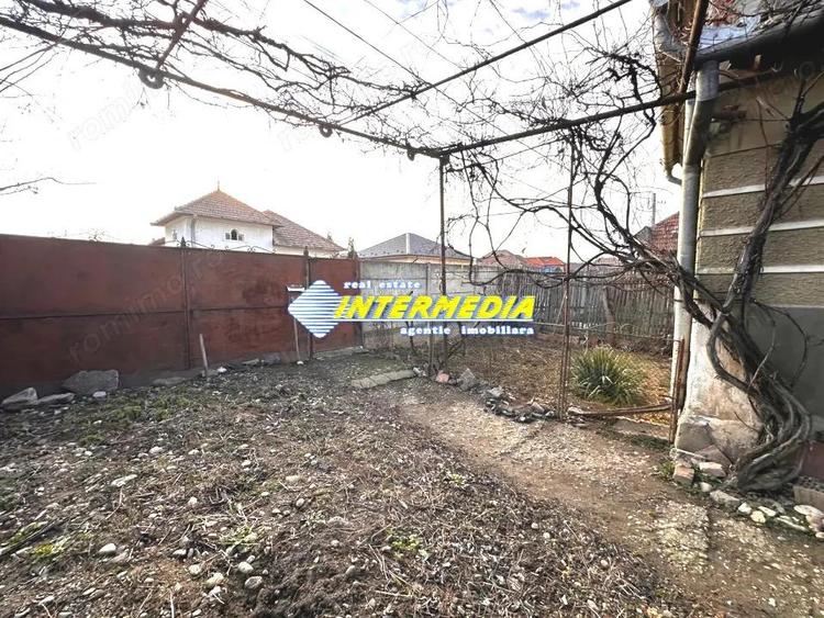 Casa Veche 1242 mp Teren Intravilan imprejmuita sfalt toate utilitatile bransate - 14