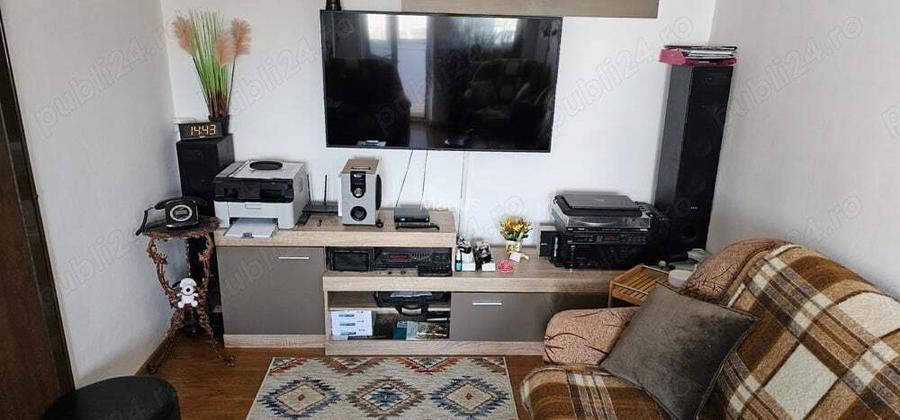 Vand Apartament 2 camere complet mobilat ?i utilat