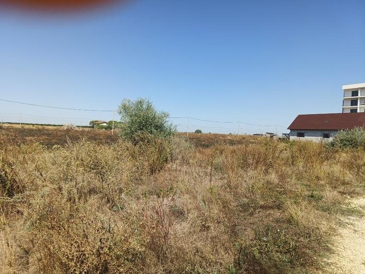 Vând teren intravilan 1050mq,pe colț, al treilea rand la mare, zona Epava - 5