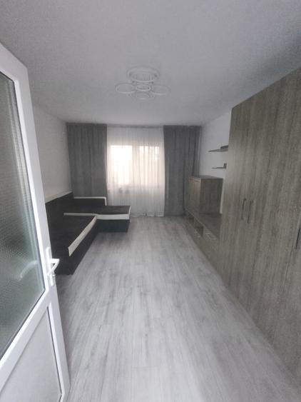 Garsoniera de vanzare - 1