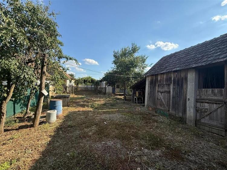 CASA CU TEREN 1500 MP | CHERESIG - 9