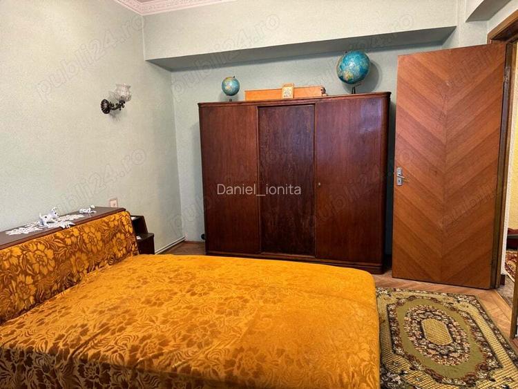 Vand apartament 3 camere100 mp