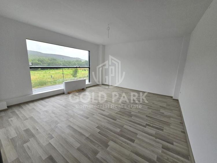 Spatiu Comercial/Hala - Baciu - Constructie Noua/Parcare - 5