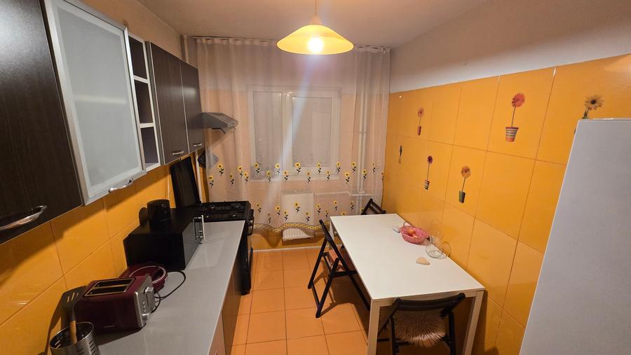 Apartament 2 camere Decomandat Metrou Bloc 1982 Mobilat Utilat - 5