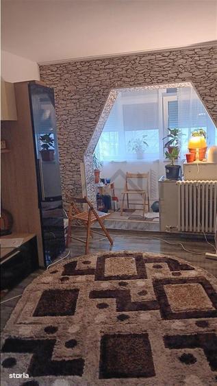 Tomesti Ap. 2cd s=50mp renovat, et 44 cu pod bloc pe cadre, reabilita - 1