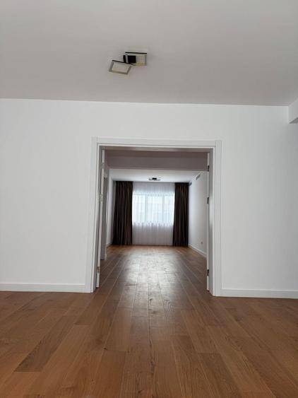 Vila Premium De Inchiriat | Pipera-Scoala Americana | 6 Camere - 10