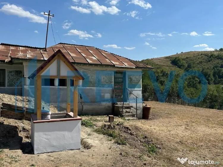 Casa ?i teren de vanzare in Parincea jud. Bacau. - 12