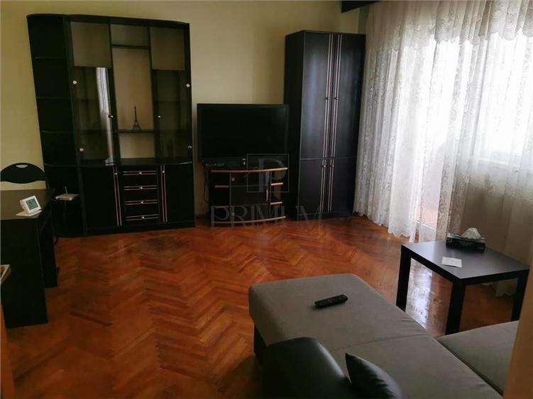 SIMION BANUTIU |3 CAM |DECOMANDAT |2 BAI |2 BALCOANE |CENTRALA |BOXA - 1