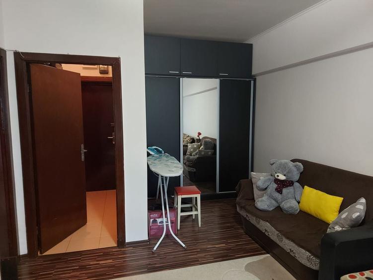 Stefan cel Mare, garsoniera cu centrala, boxa, bloc reabilitat, metrou - 3