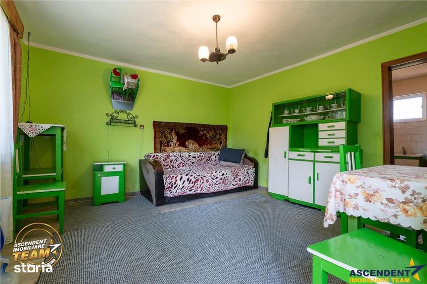 FILM! Pe 1.200mp teren+rezidenta cu gradina inflorata,aproape de Targu - 2