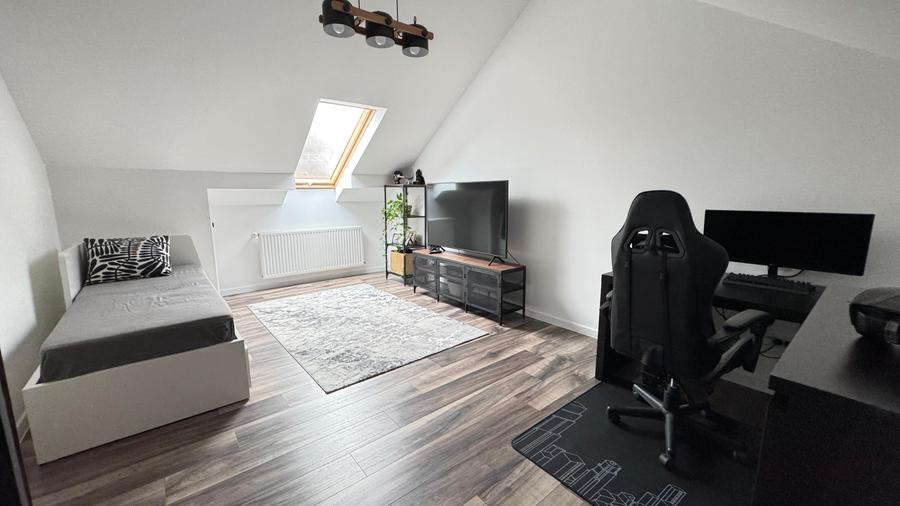 Cocheta,renovata 2024, P+M,in zona linistita de case,strada lata,teren generos - 6