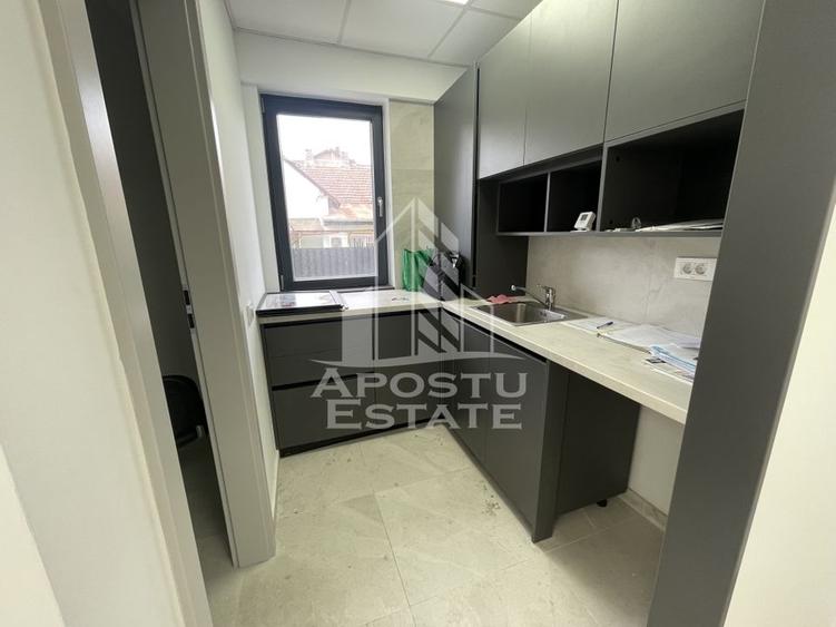 Spatiu comercial/birouri, 136 mp SAD, et.2, Zona Girocului - 3