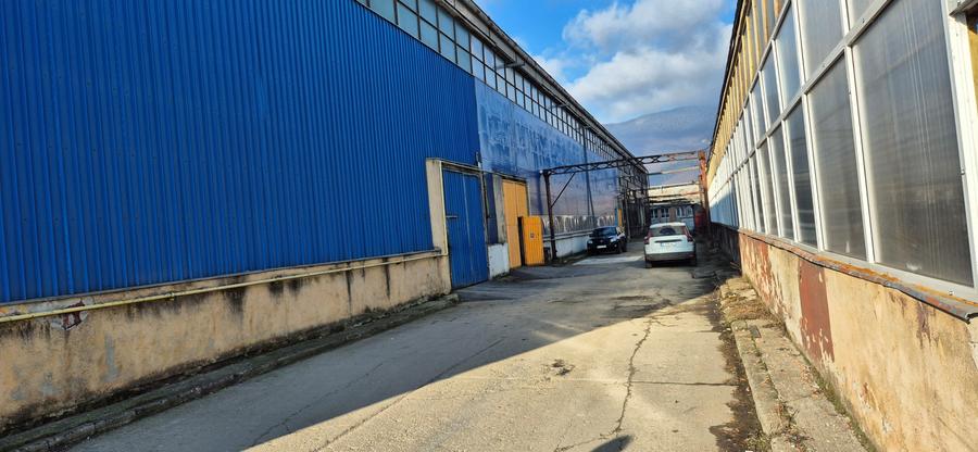 Spatii de productie si depozitare, excelent pozitionate - 1