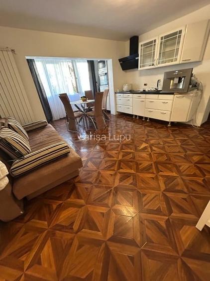 Proprietar, apartament cu 3 camere, zona Lipovei