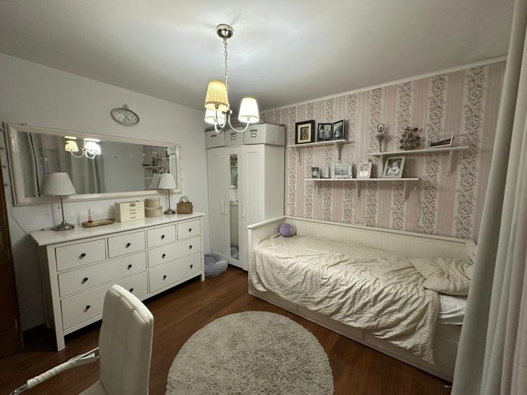 Apartament cu 3 camere decomandat în Exercițiu