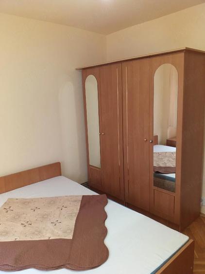 Proprietar, inchiriez apartament cu 3 camere - 7