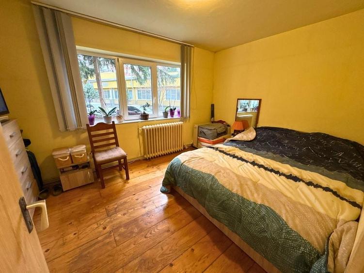 Apartament 2 camere parter 50 M² zona linistita Simeria - 8