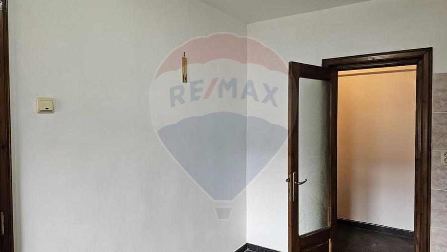 Apartament ultracentral, 2 camere, Gura Humorului, Suceava - 12