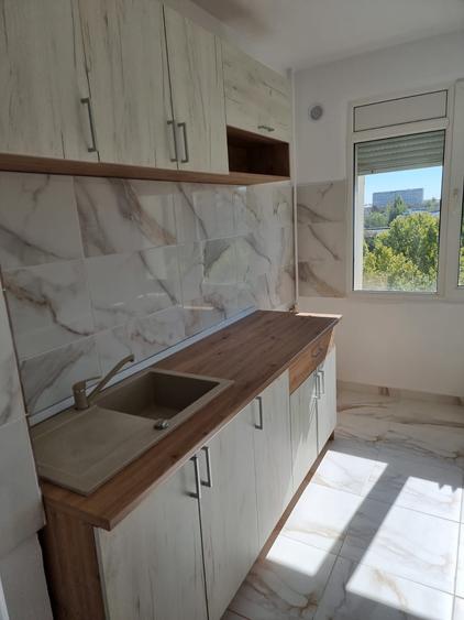 Apartament 2 camere langa metrou - 4