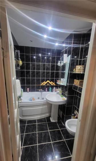 APARTAMENT 4 CAMERE - 2