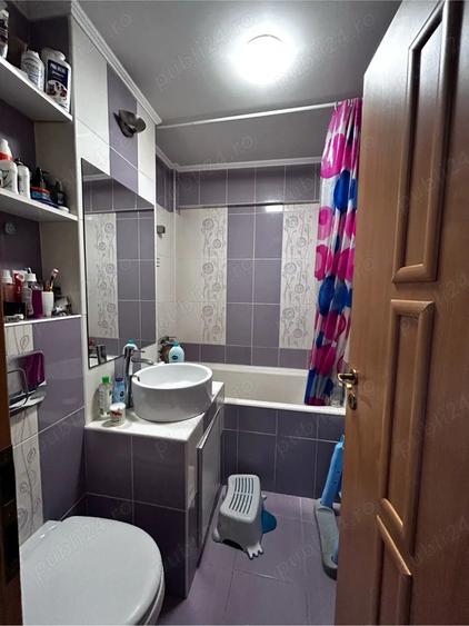 Apartament cu 3 camere de vanzare - 7