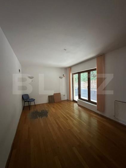 OPORTUNITATE: Apartament, 3 camere, 2 bai, 3 terase, zona semicentrala - 8