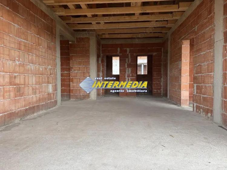 Casa Noua pe un nivel I la rosu I 4 camere I 380 mp Teren I UTILITATI I - 14