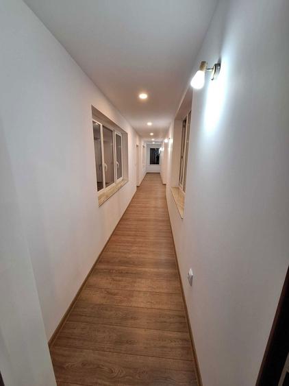 Casa de vanzare Andrid Renovata interior - 4600 mp teren - 1