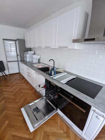 Casă cu etaj de vânzare, 5 camere, 2 băi, Dâmbu Rotund zona strada Livezeni - 6