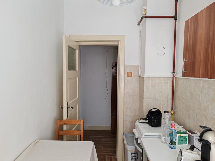 Garsoniera in bloc vila, libera la vanzare zona Piata Tractorul - 5