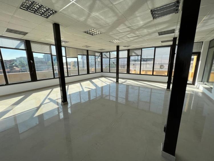 Închiriere clădire 750 mp. - birouri, alimentație publică, 6000 EUR - 3