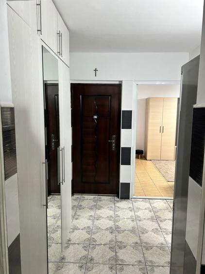 Apartament de inchiriat - 1