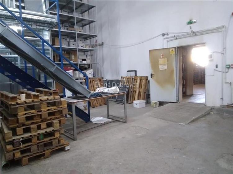 Spatiu depozitare - 650 mp - parcare platforma betonat