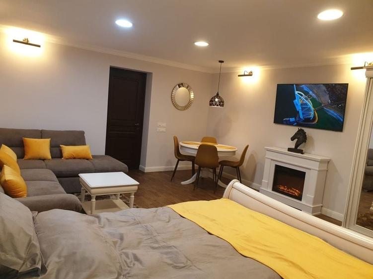 Garsoniera superfinisata si mobilata lux - langa str. Sforii - 9