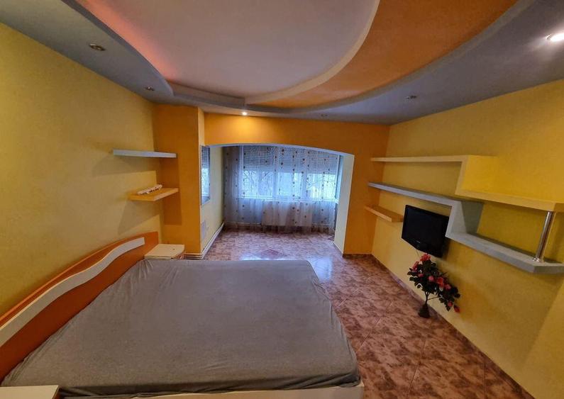 Soveja eden-apartament 4 camere decomandat etaj 1 - 16