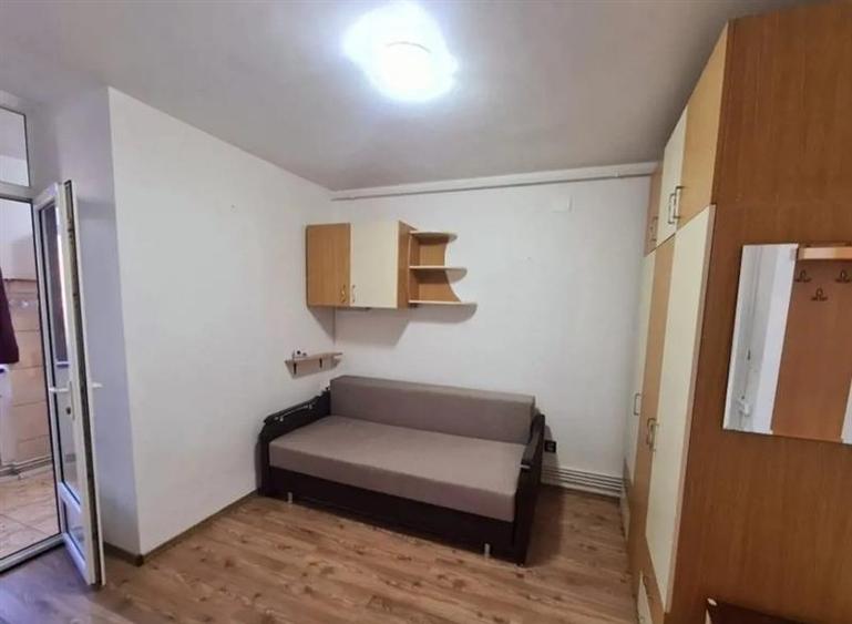 Garsoniera in zona Spital Judetean, Brasov - 4
